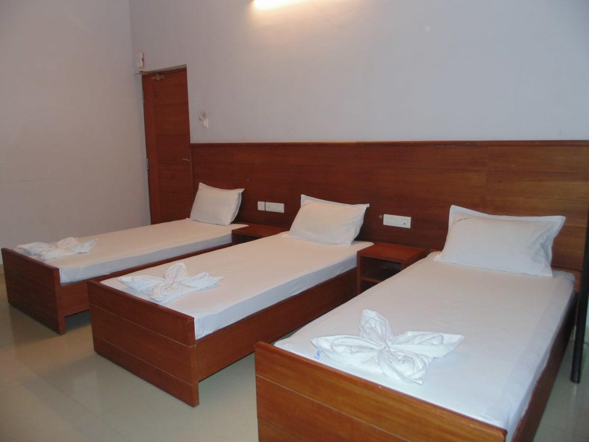 Premier House Hotel Thiruvananthapuram Exterior photo